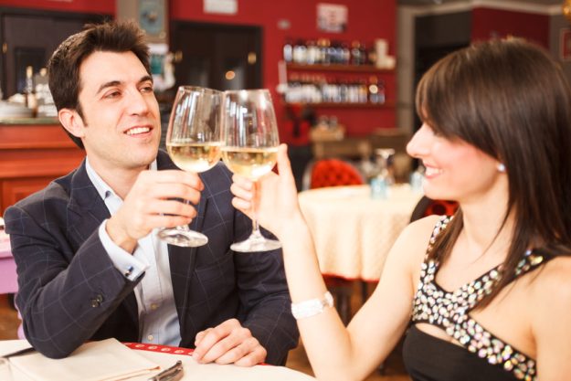 Kulinarische Stadtführung München - Weißwein trinken