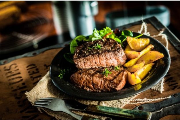 Grillkurs München – Fleisch parieren