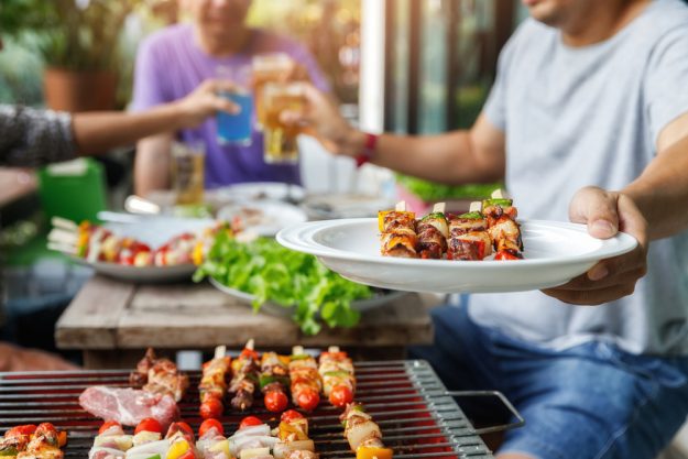 Grillkurs München – mit Freunden grillen