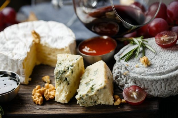 Tastings-Box mit Käse