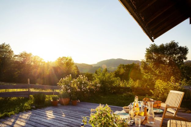 Kräuterwanderung München – Ausblick von der Terrasse 