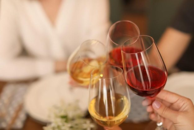 Weinprobe München: geselliger Abend