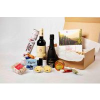 Genussreise Weihnachten ausgepackte Genussbox