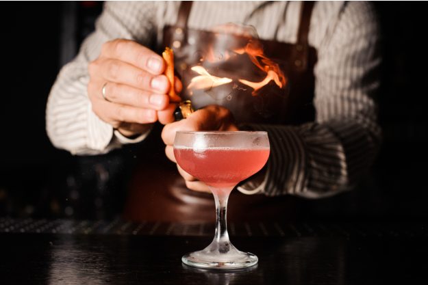 Geschenkgutschein Cocktailkurs – flambierter Cocktail