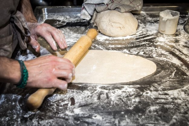 Backkurs Neumünster – Teig ausrollen