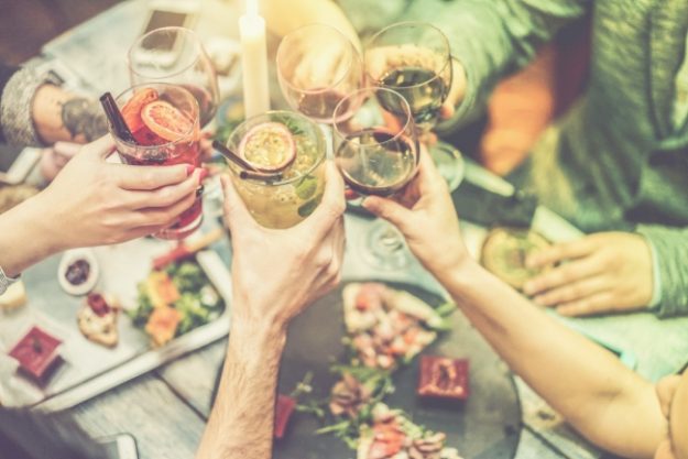 Cocktailkurs-Gutschein – Anstoßen bei einem Miomente-Cocktailkurs