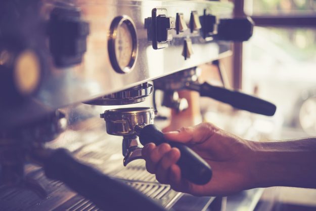 Barista-Kurs Hamburg – professionelle Siebträgermaschine