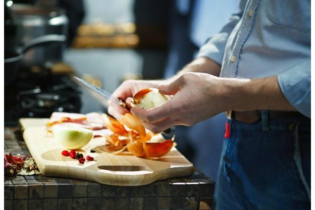 New York Kochkurs Hamburg – Zwiebel schneiden