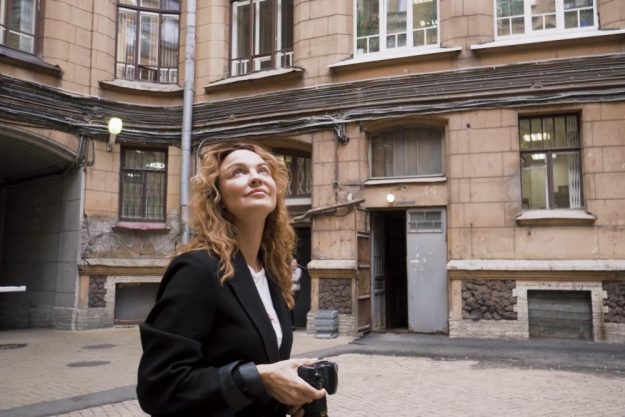 Kulinarische Stadtführung Hamburg – Frau in Wilhelmsburg