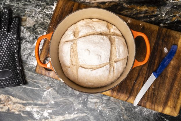 Online Backkurs – Dinkelbrot bereit für den Ofen