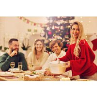 Weihnachtsfeier Hamburg – Kollegen essen zusammen