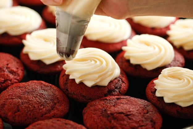 Backkurs München – Creme auftragen