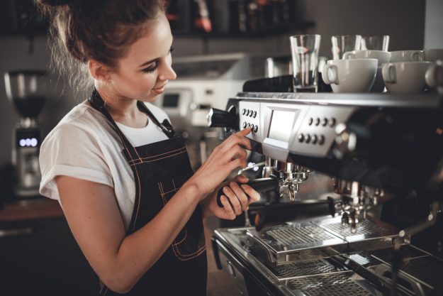 Barista-Kurs München – Barista an Maschine