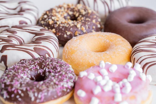 Donut-Backkurs München – bunte Donuts