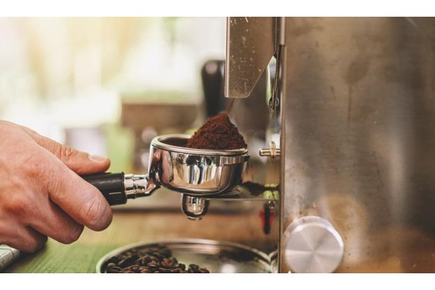 Espresso-Kurs Frankfurt – Kaffeebohnen mahlen