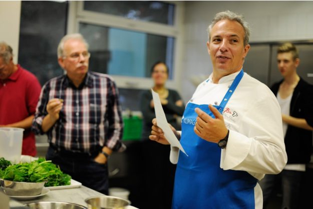 Grillkurs Speyer -  Stefan Walch beim Grillkurs