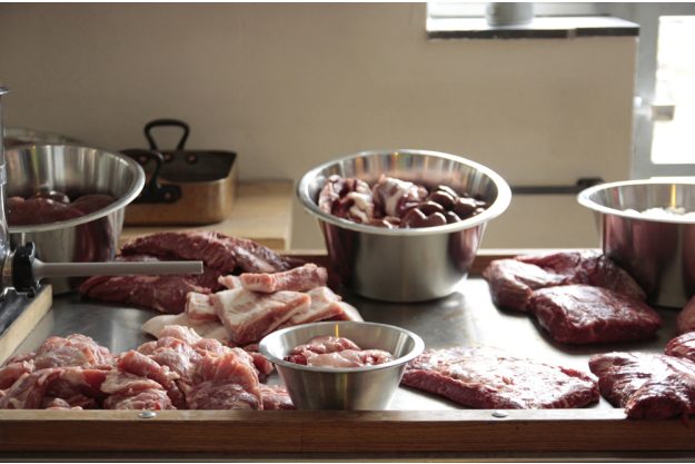 Kochkurs bei Herrmannsdorfer in München (Glonn) – Fleisch auf Tisch