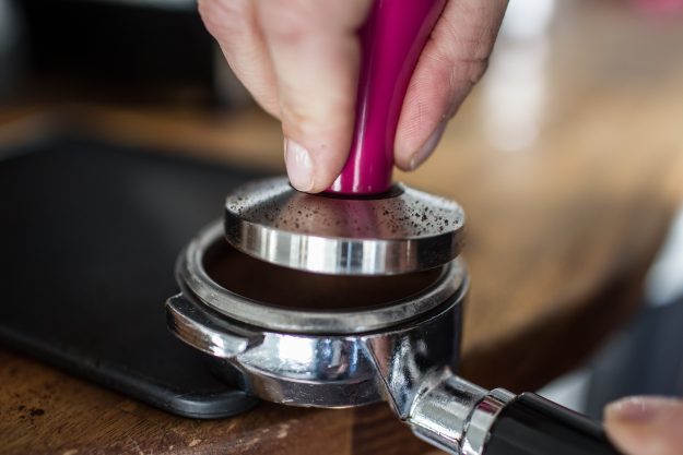 Barista-Kurs Frankfurt - frisch gemahlenes Kaffeepulver