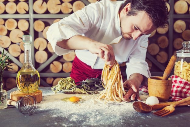 Pasta-Kochkurs München – Pastaprofi im Kurs
