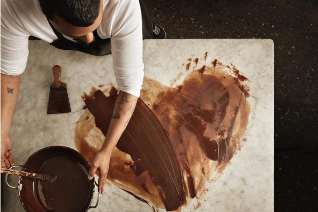 Pralinenkurs München – geschmolzene Schokolade