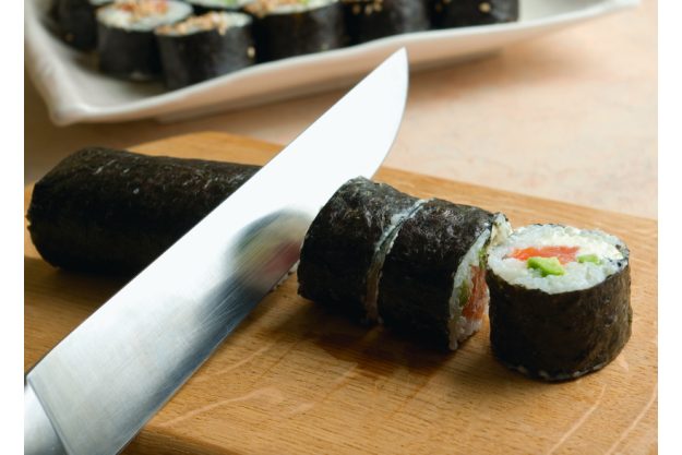 Teambuilding-Kochkurs Bonn - Sushi schneiden