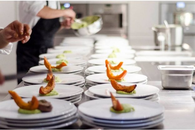 Firmenfeier Stuttgart mit Küchenparty Scampi