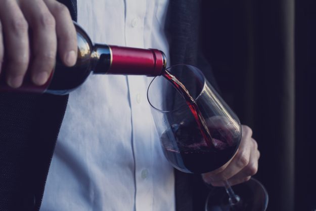 Weinseminar Berlin – Wein einschenken