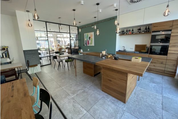 Wildkräuter-Kochkurs München – Kochschule innen