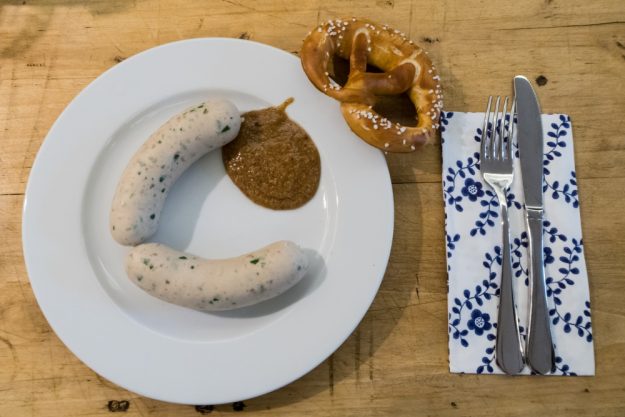 Wurst-Kurs bei Herrmannsdorfer München (Glonn) – Weißwurst und Brezn