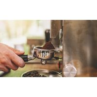 Espresso-Kurs Frankfurt – Kaffeebohnen mahlen