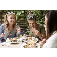 Grillkurs Speyer - Frauen essen zusammen