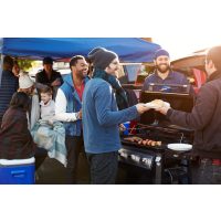 Grillkurs Wuppertal – Freunde grillen draußen