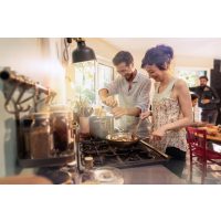 Kochkurs Stuttgart – Paar kocht