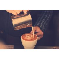 Latte Art Kurs in Frankfurt am Main – Farnblatt aus Milchschaum