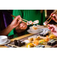Sushi-Kurs Berlin – Sushi auf Stäbchen