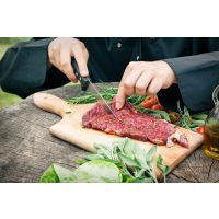  Teambuilding-Grillkurs in Karlsruhe - Fleisch vorbereiten