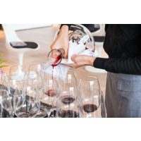 Weinprobe München – Wein einschenken