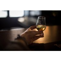 Whisky-Tasting Berlin – schimmerndes Glas