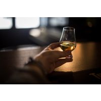  Whisky-Tasting-Frankfurt – Whiskyglas im Licht