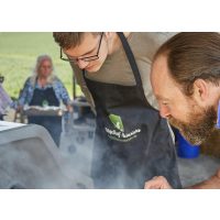 Grillkurs in Bonn - genau den Gargrad prüfen