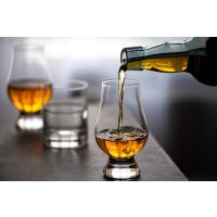 Whisky-Käse-Tasting Düsseldorf – Single Malt einschenken