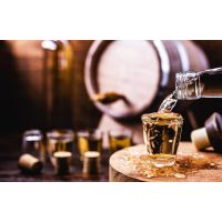 Whisky-Tasting Düsseldorf: überfließendes Glas