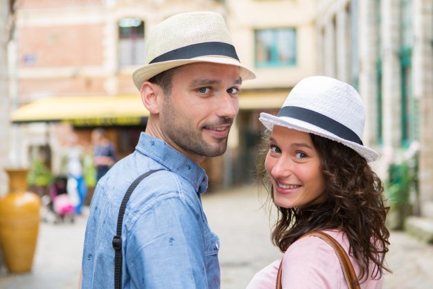 französischer Kochkurs Nürnberg - junges Paar in Frankreich