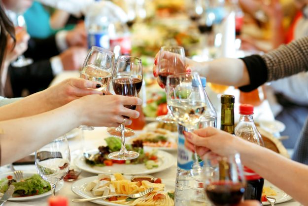 Geschenkgutschein Kulinarische Stadtführung – Storyteller